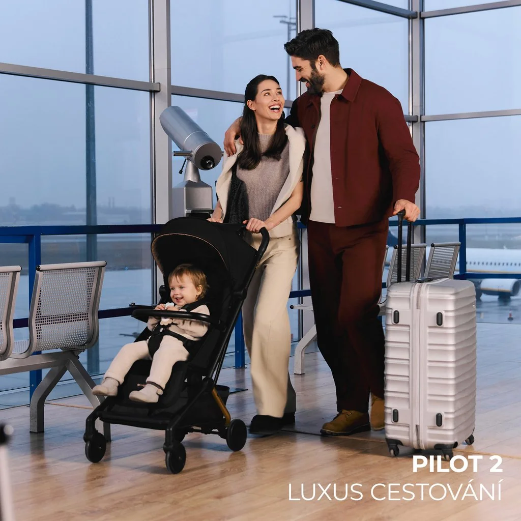 Kinderkraft select Kočárek sportovní Pilot 2 Black