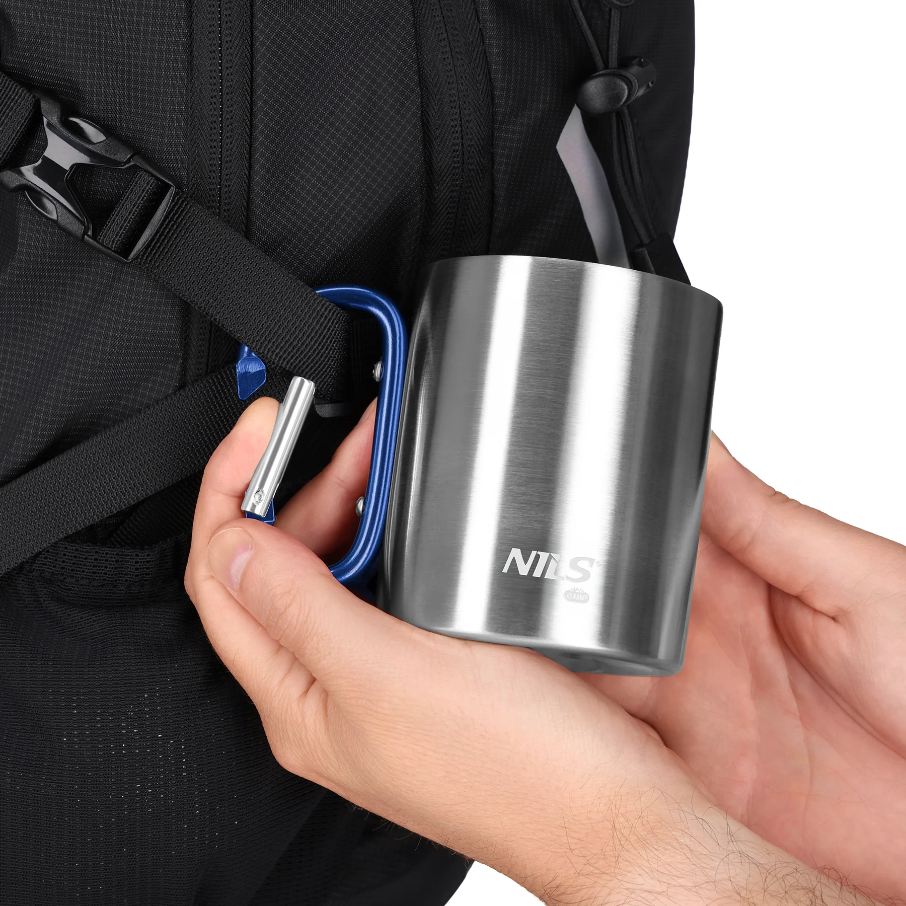 Nils Kempingový hrnek NC17110 s karabinou 300ml modrý