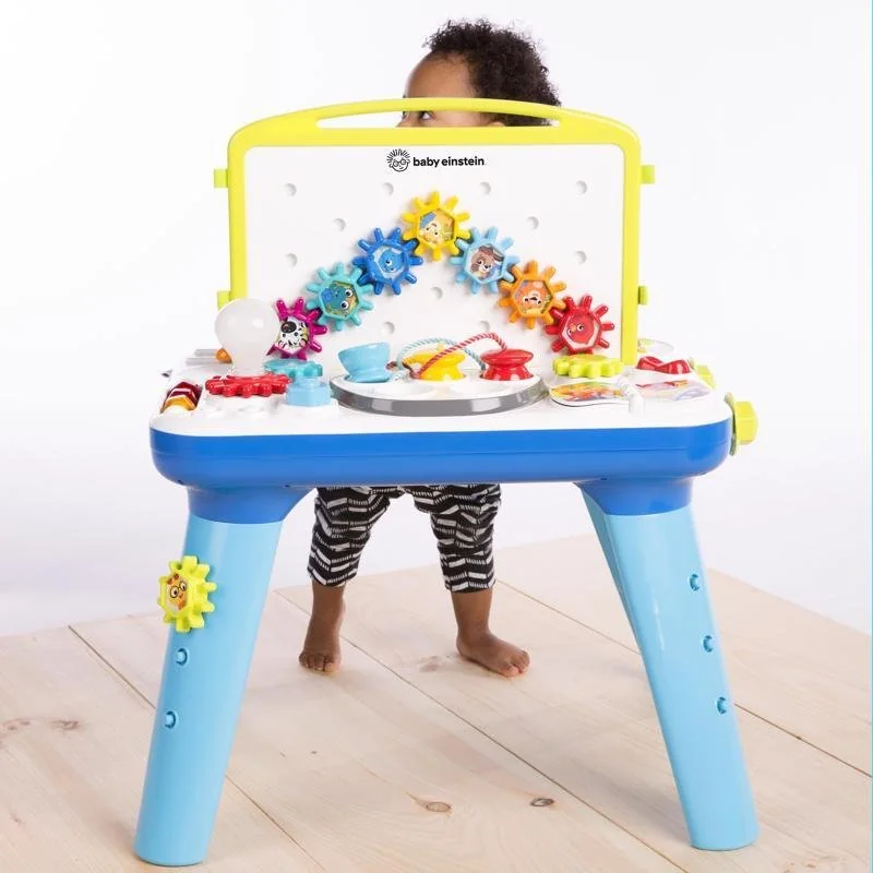 Baby Einstein Stolek aktivní Curiosity 12m+