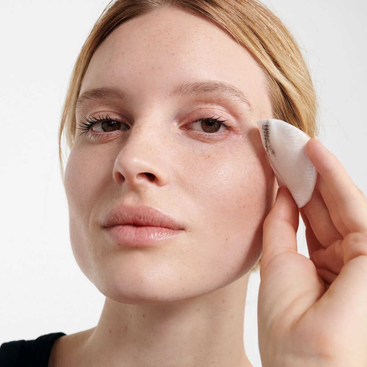 Dr.Hauschka Dvoufázový odličovač očního make-upu 75 ml