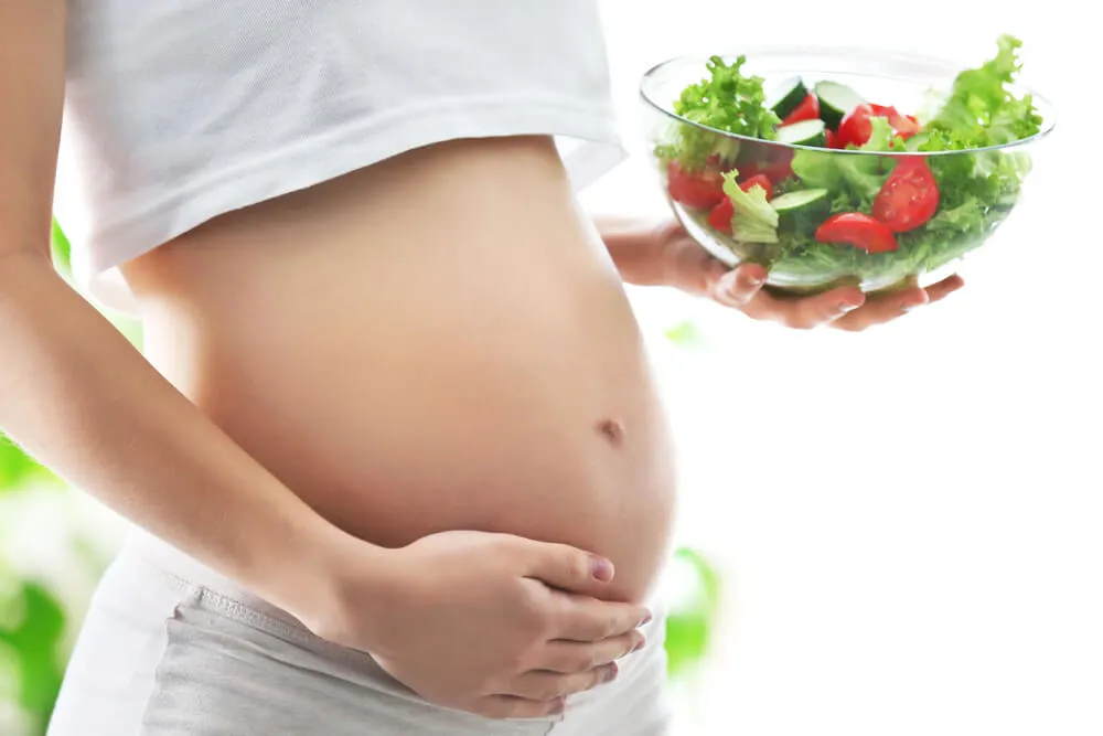 Příjem kyseliny listové je vhodné zvýšit několik měsíců před plánovaným otěhotněním.