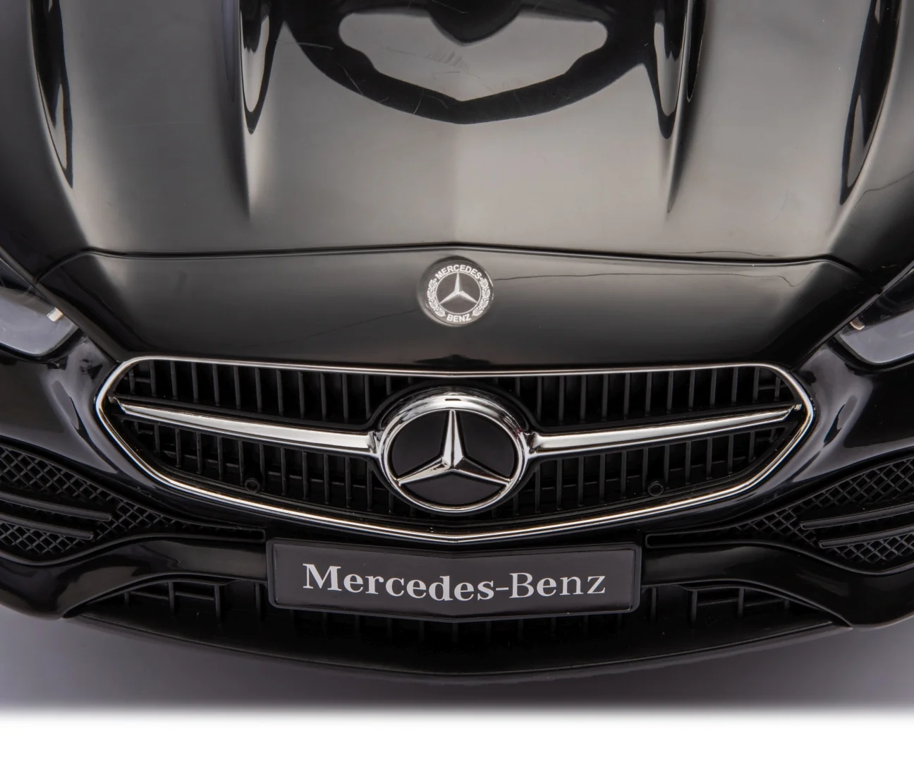Milly Mally Dětské odrážedlo Mercedes C-Class s vodicí tyčí - černé