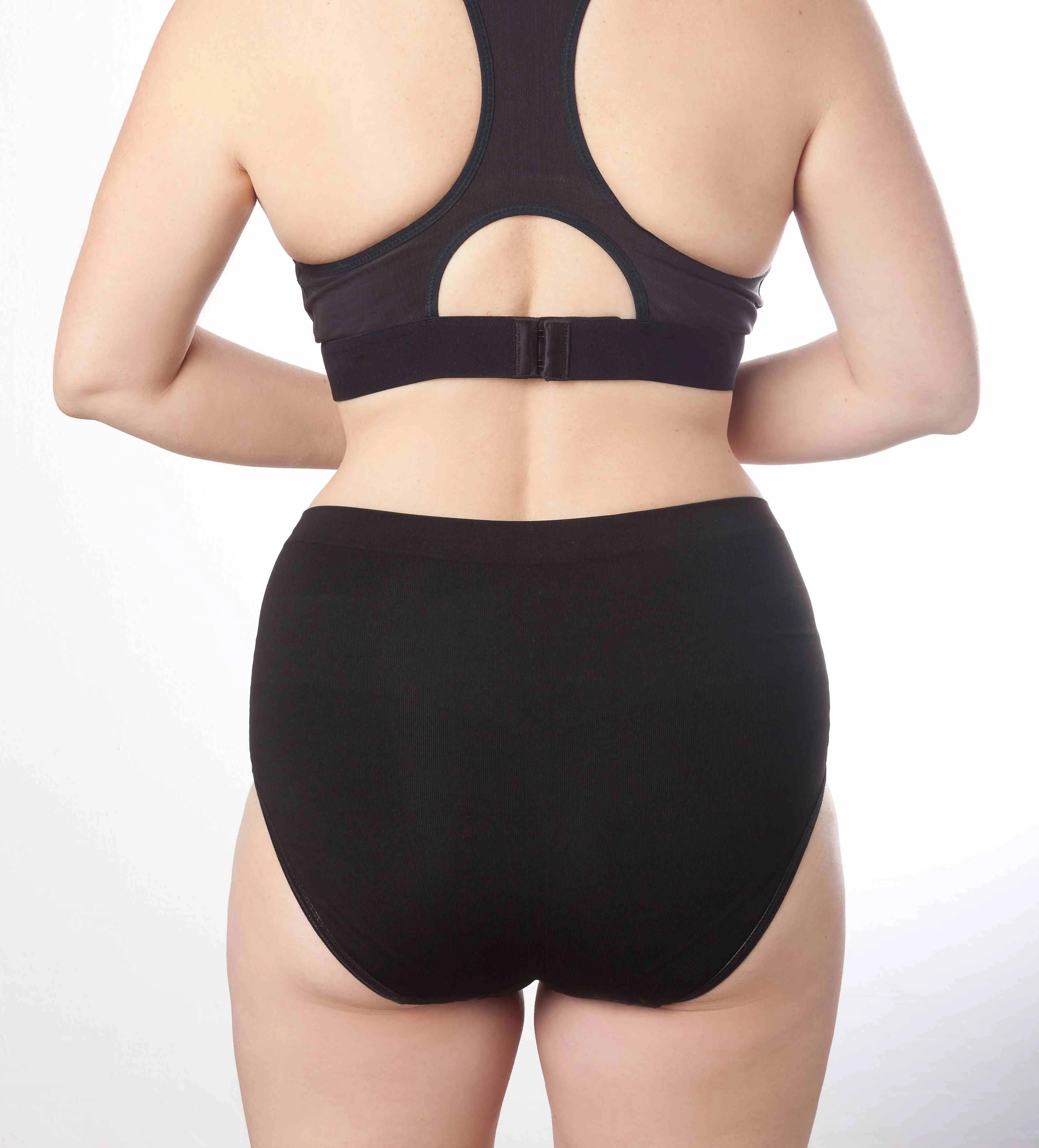 MomCare Stahovací kalhotky po císařském řezu vel. 2XL 1 ks černé