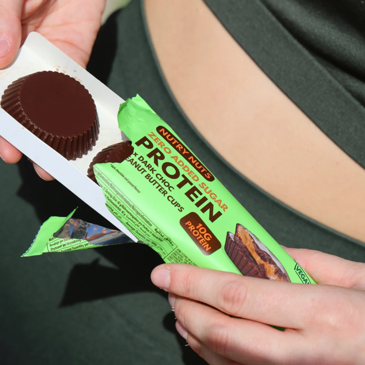 Topnatur Nutry Nuts Proteinové košíčky hořká čokoláda s arašídovým máslem 2x21 g