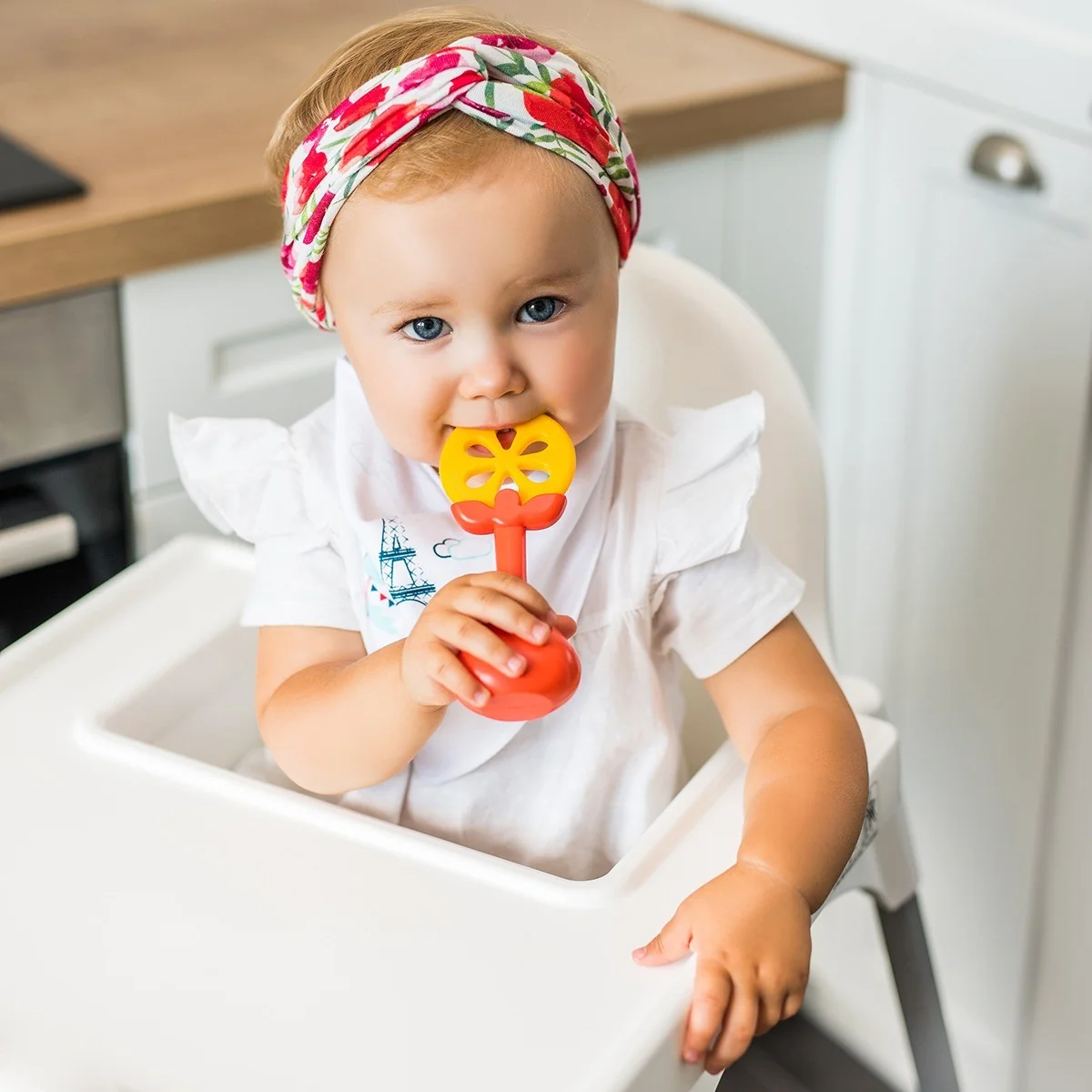 Babyono Edukační kousátko s chrastítkem - pomeranč, BabyOno 