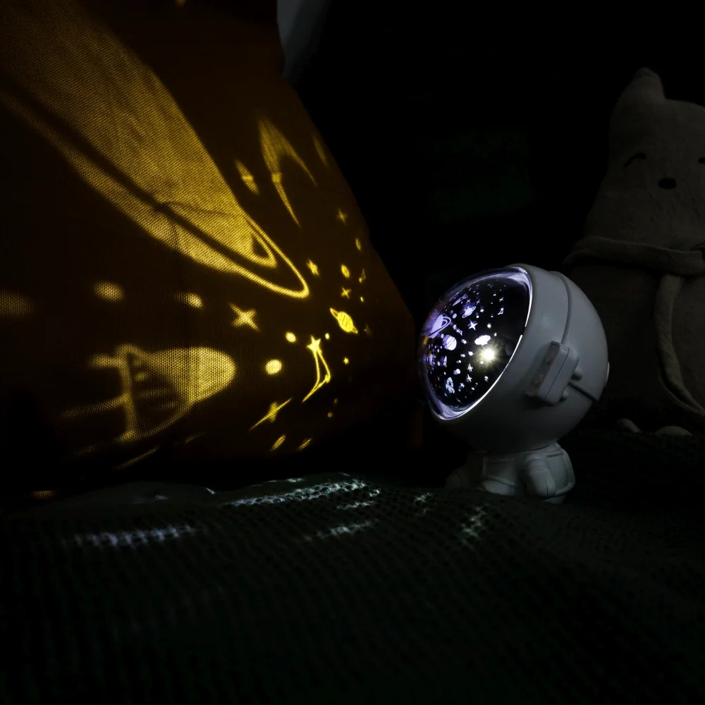 InnoGIO GIOstar Světelný projektor Astronaut