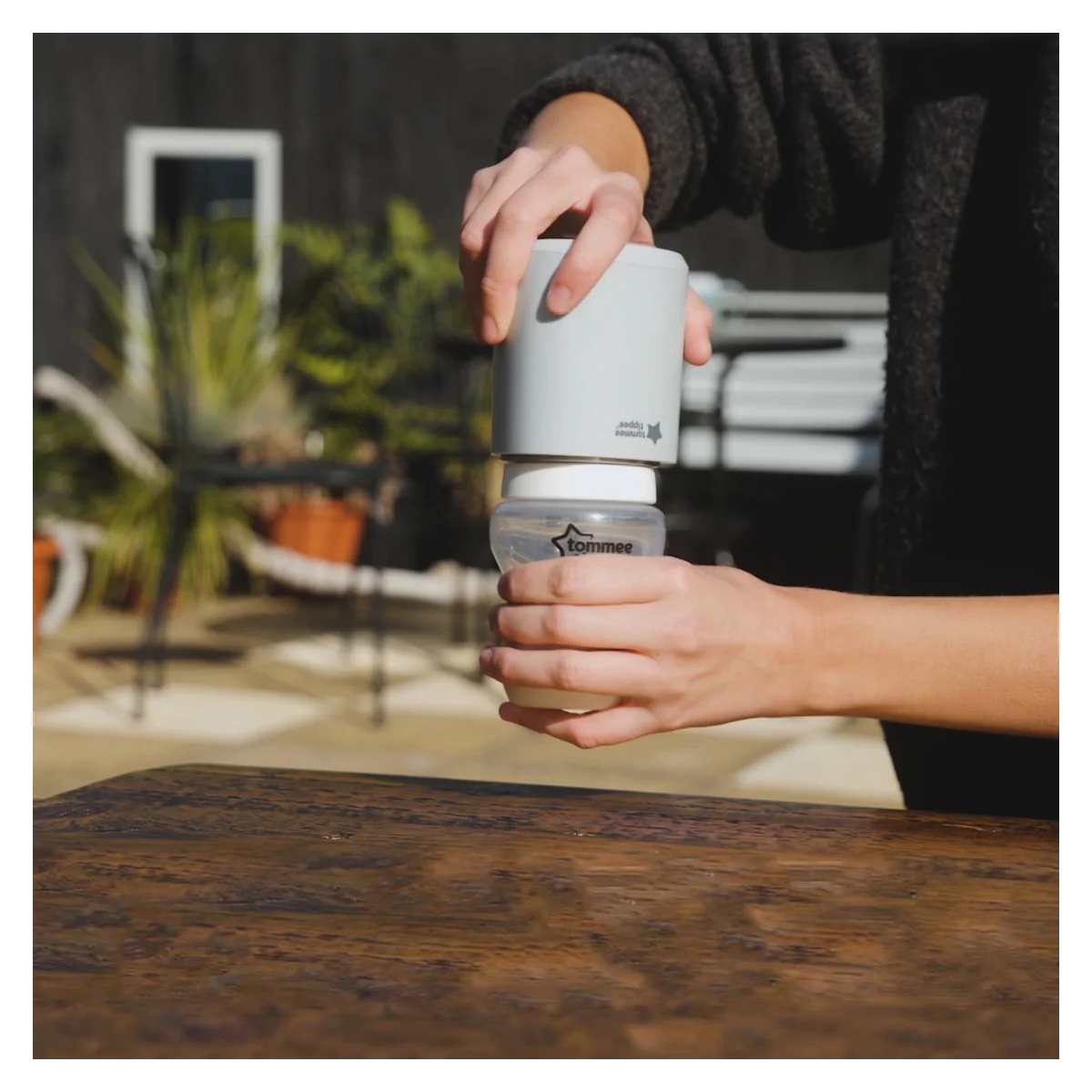 Tommee Tippee Letsgo přenosný ohřívač lahví