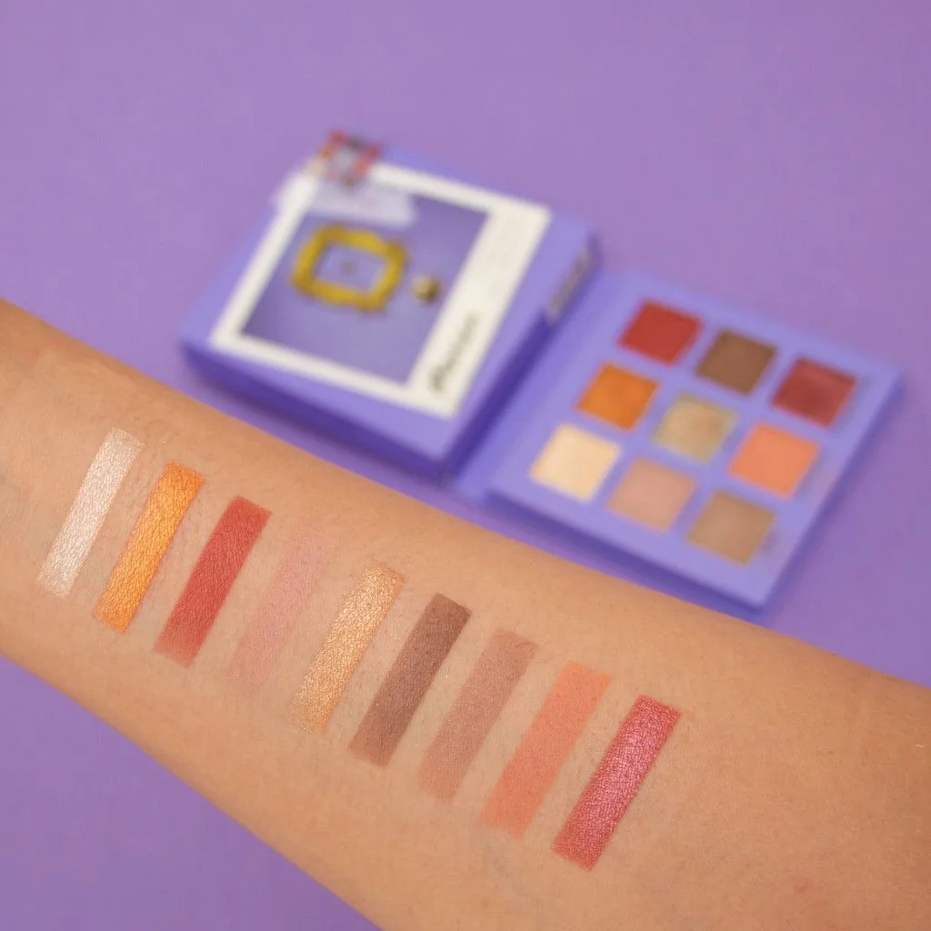 Makeup Revolution X Friends Monica paletka očních stínů 9 g