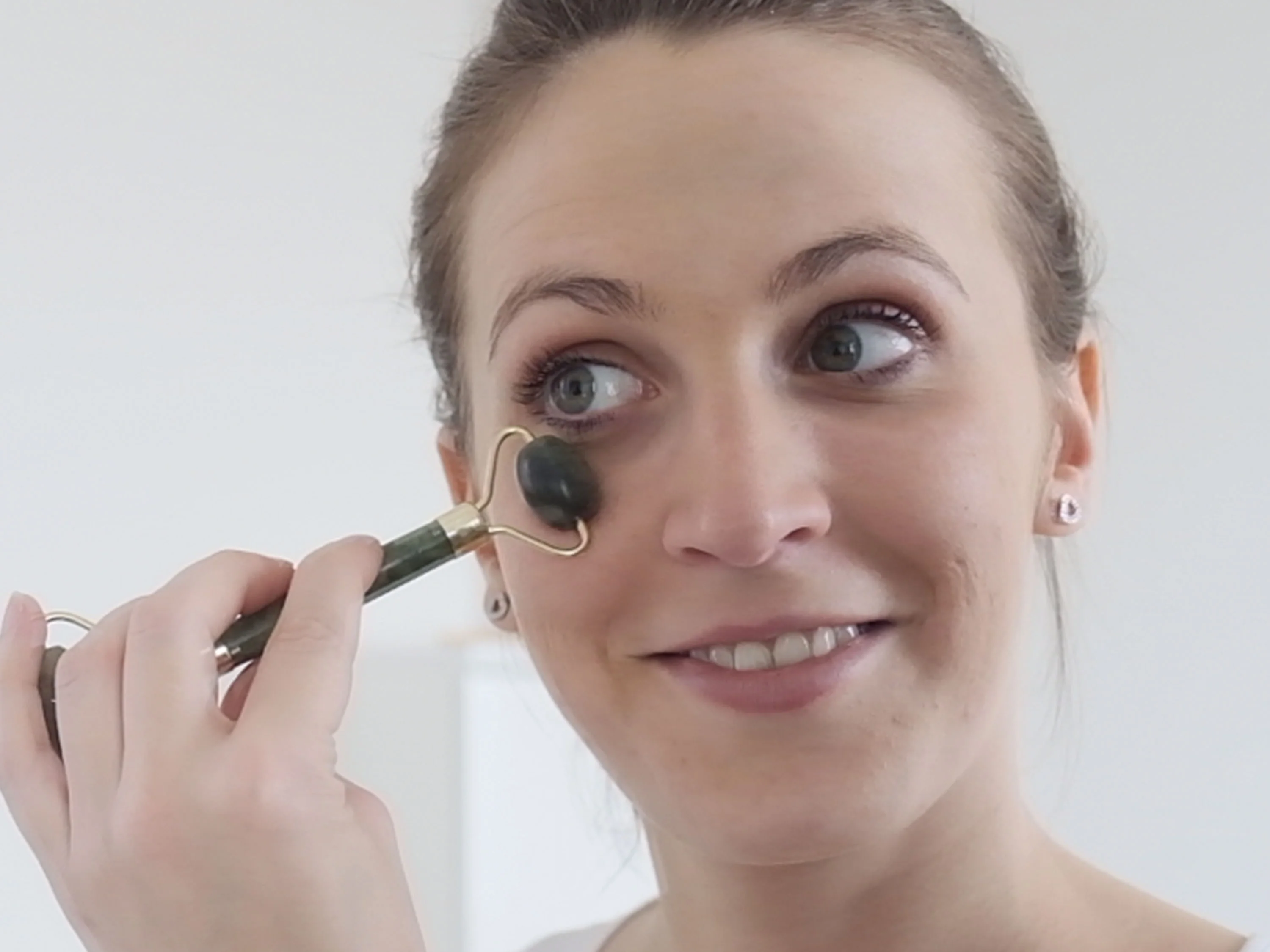 Beper C301ABE101 nefritový masážní váleček a Gua Sha masážní kámen