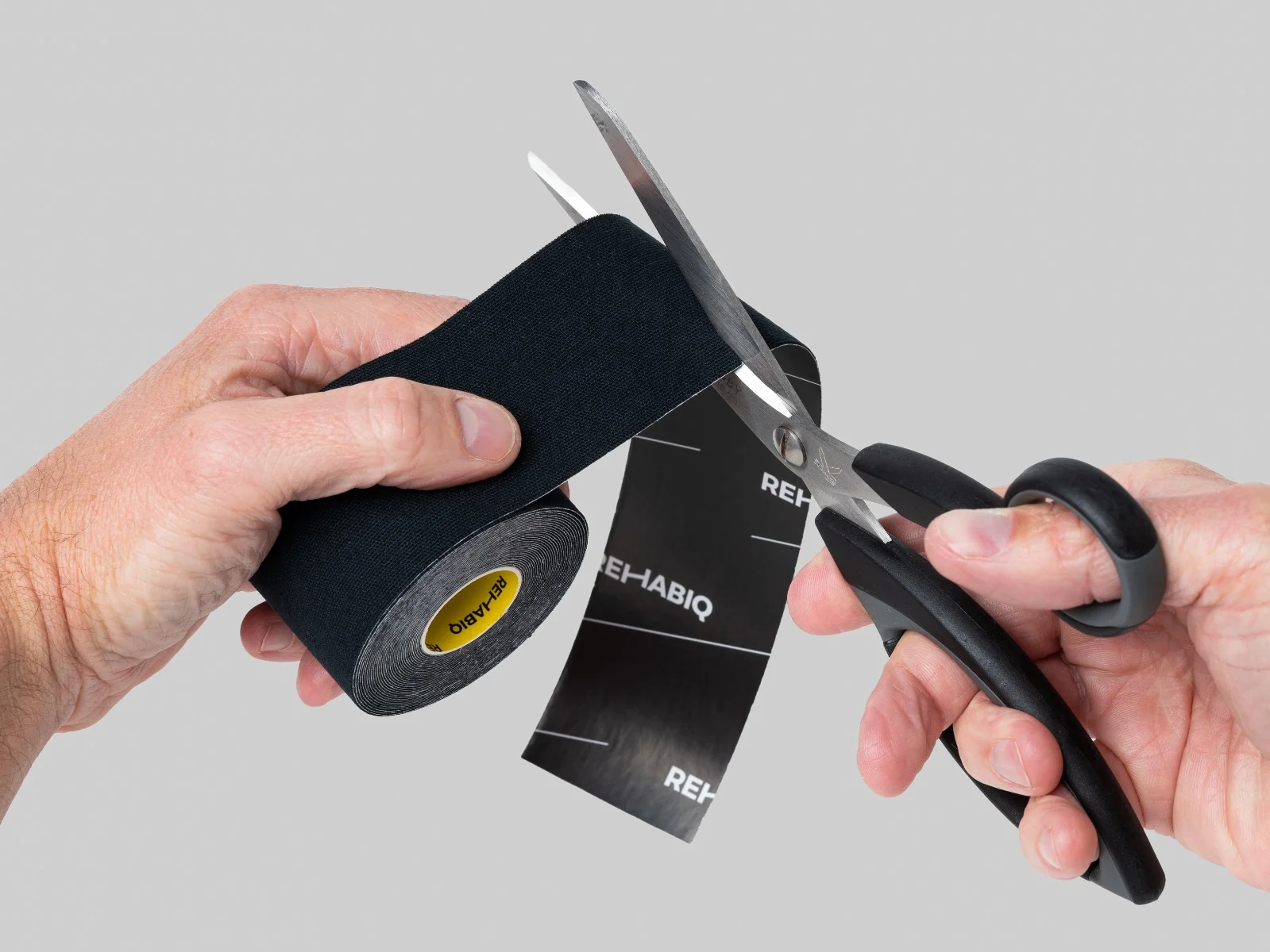 Rehabiq Kinesiology Tape 5 cm x 5 m tejpovací páska 1 ks černá
