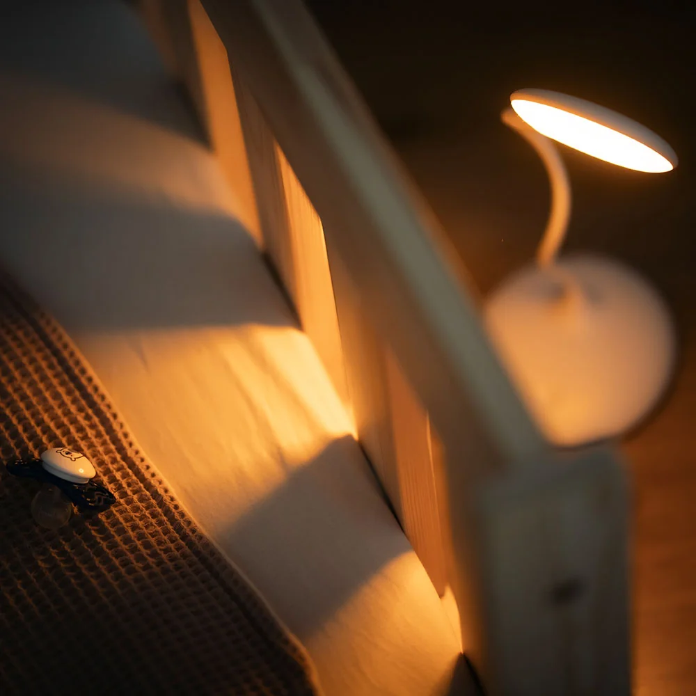 Lunesto LED lampička bez modré složky bílá