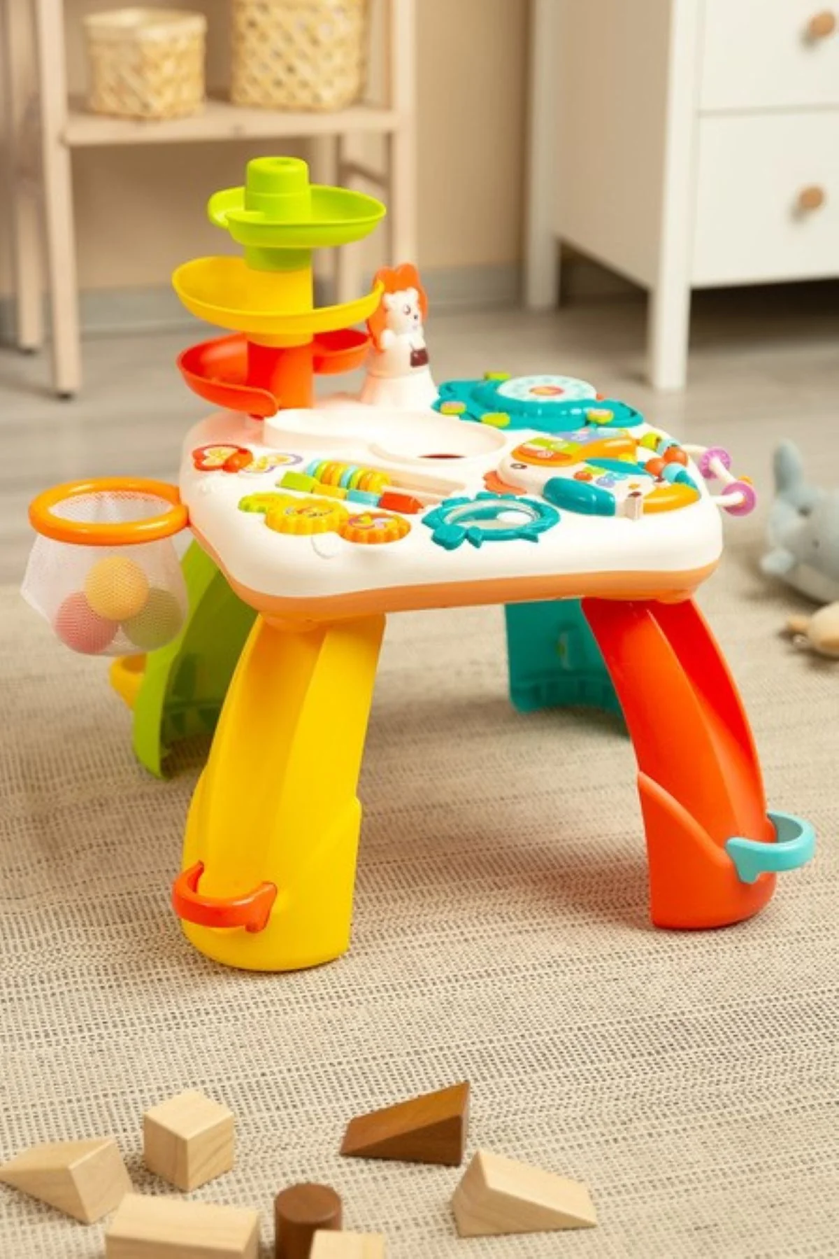 Toyz Edukační stoleček plný zábavy pro děti - Lvíček