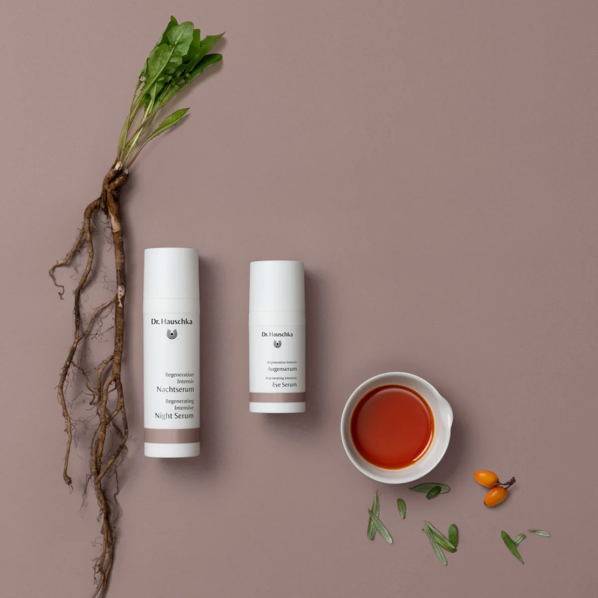 Dr.Hauschka Regenerační noční pleťové sérum Intensive 30 ml