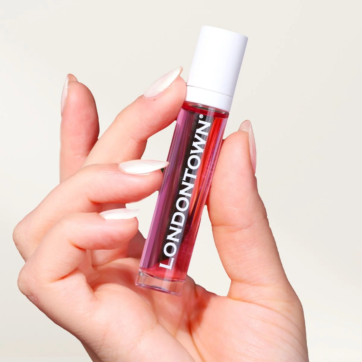 Londontown kur Roll&Glow Cuticle Oil Dragonfruit olej na nehtovou kůžičku 6 ml