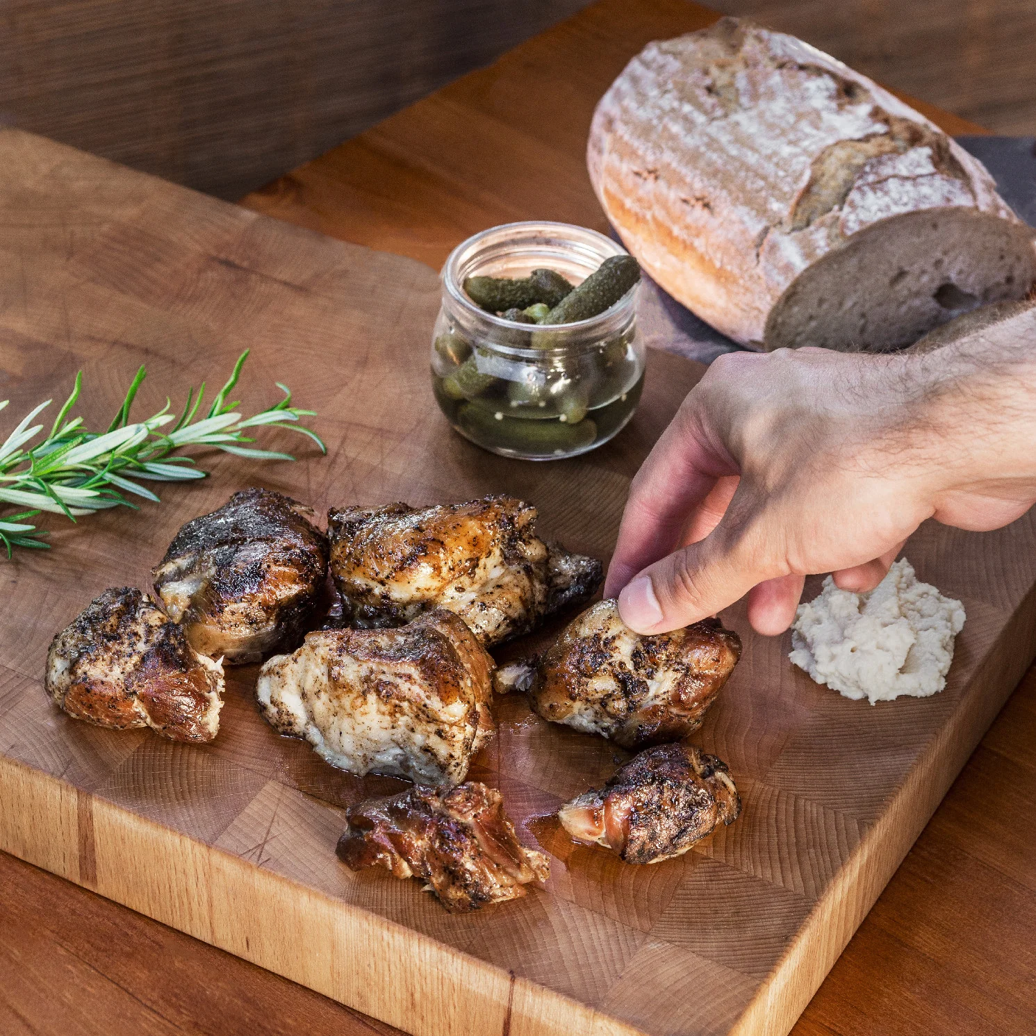 EXPRES MENU Marinované vepřové koleno 500 g (2 porce)