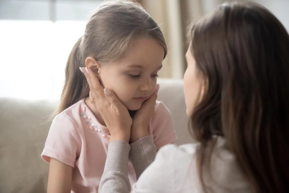 Postcovidový syndrom u dětí: Jaké jsou příznaky a kdy zpozornět?