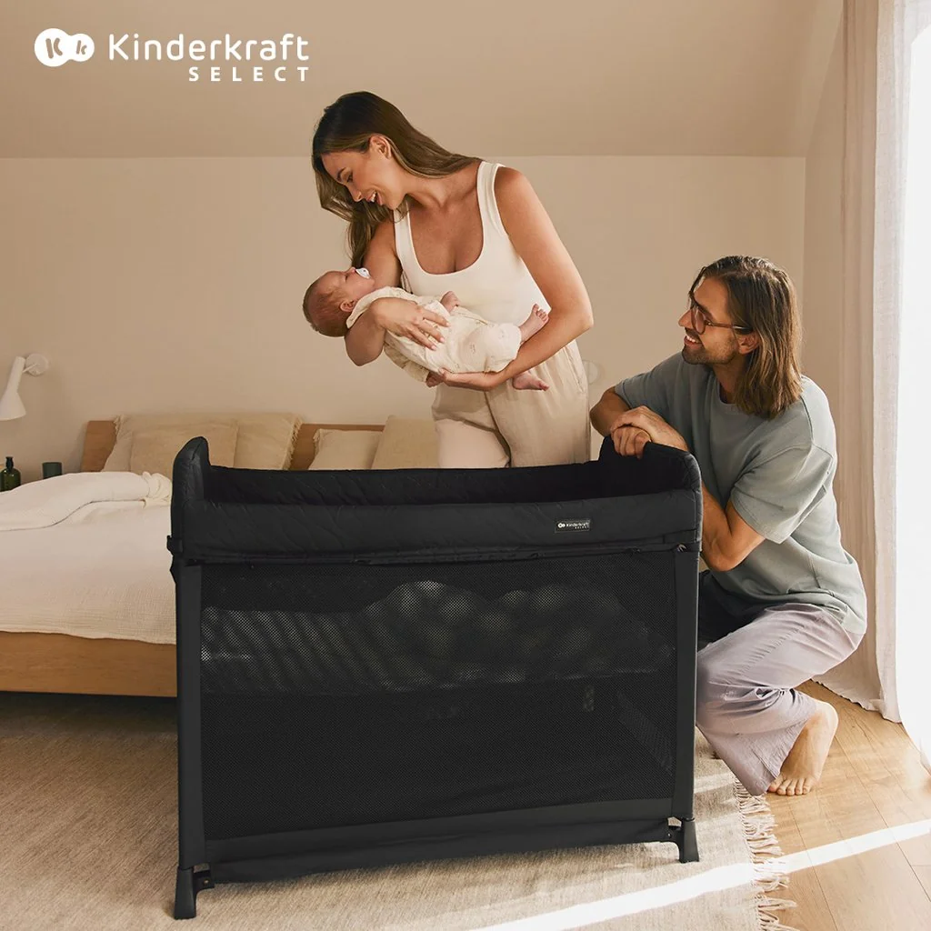 Kinderkraft SELECT Postieľka cestovná Moon Dream Black