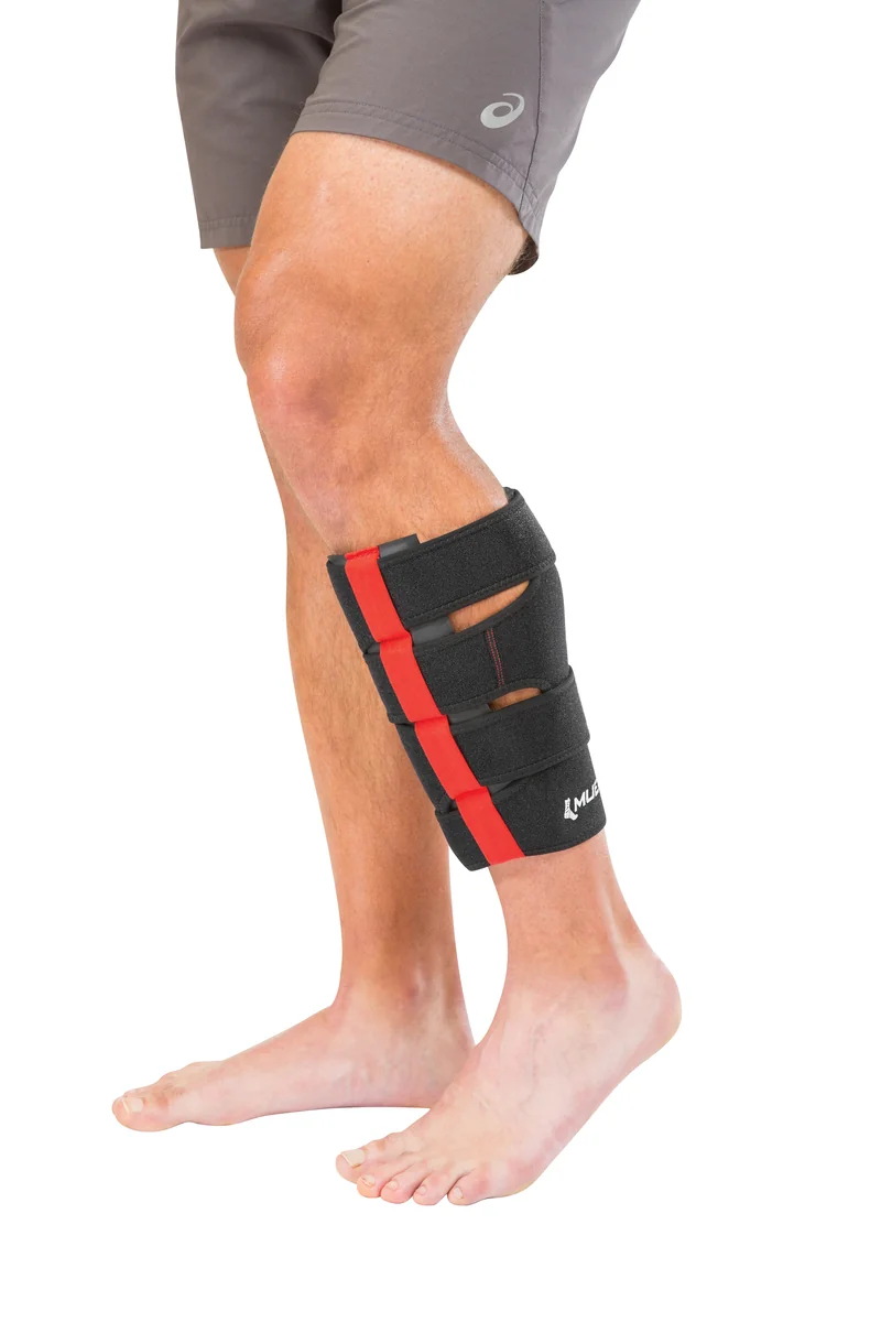 Mueller Multi-Directional Calf Wrap, bandáž na lýtko, S/M