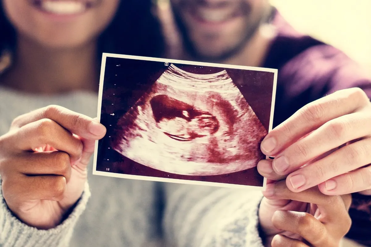14. týden těhotenství – vývoj miminka