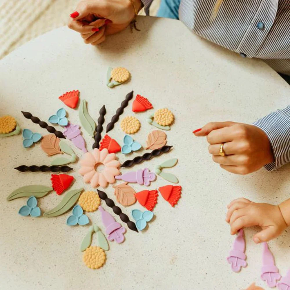 Jellystone Designs Senzorická antistresová mandala pro děti, duhová