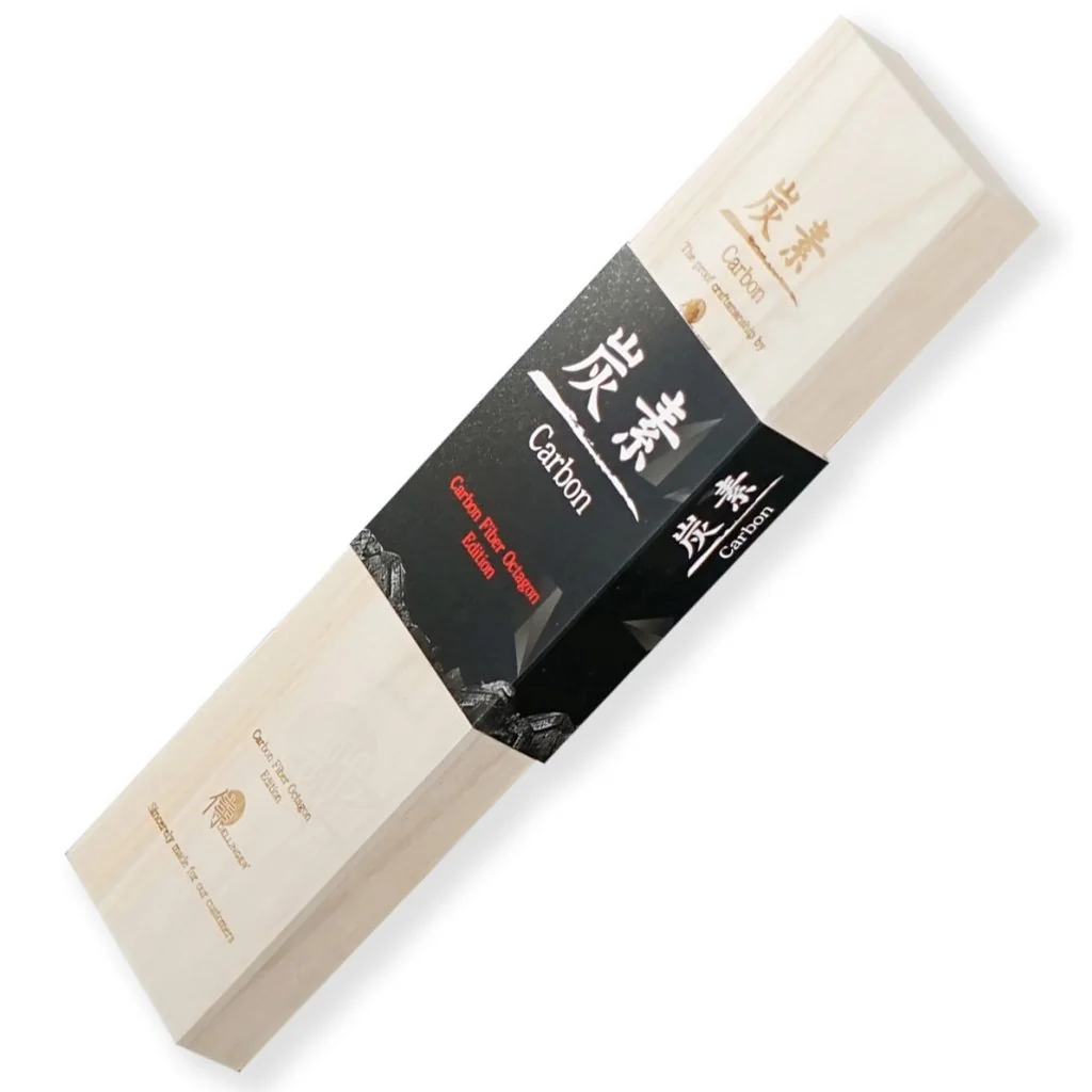 Dellinger Nůž KO-Santoku 140 mm Carbon Fiber Octagon®