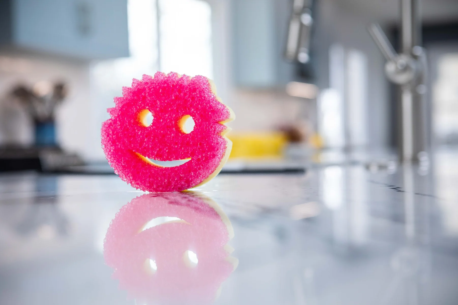 Scrub Daddy Houbička Scrub Mommy 1 ks růžová