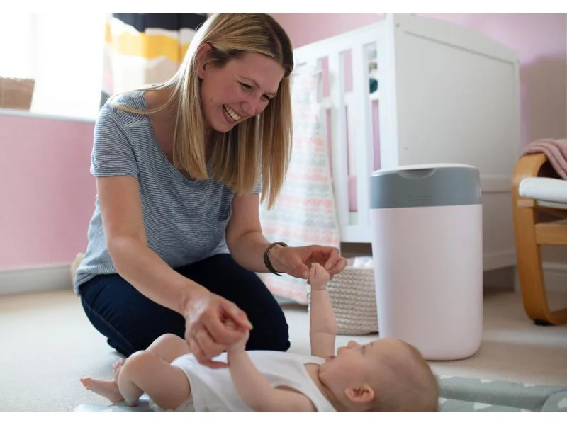 Tommee Tippee Koš na pleny Twist & Click 1 ks růžový