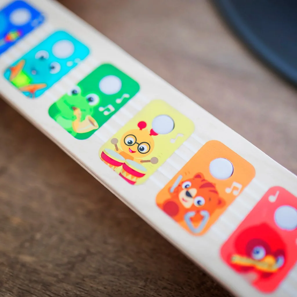 Baby Einstein Hračka hudební kytara Together in Tune Guitar™ Connected Magic Touch™ HAPE 6m+