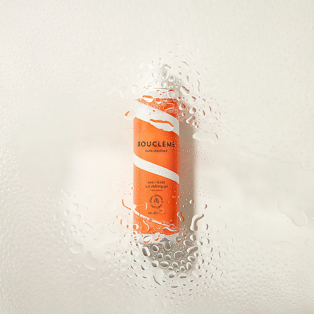Boucléme Seal + Shield Styling Gel stylingový fixační gel na kudrnaté vlasy 300 ml
