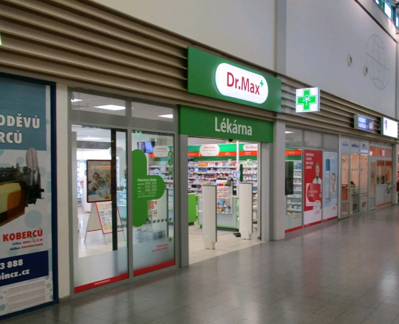 Obchodní 30, Karlovy Vary (Globus)
