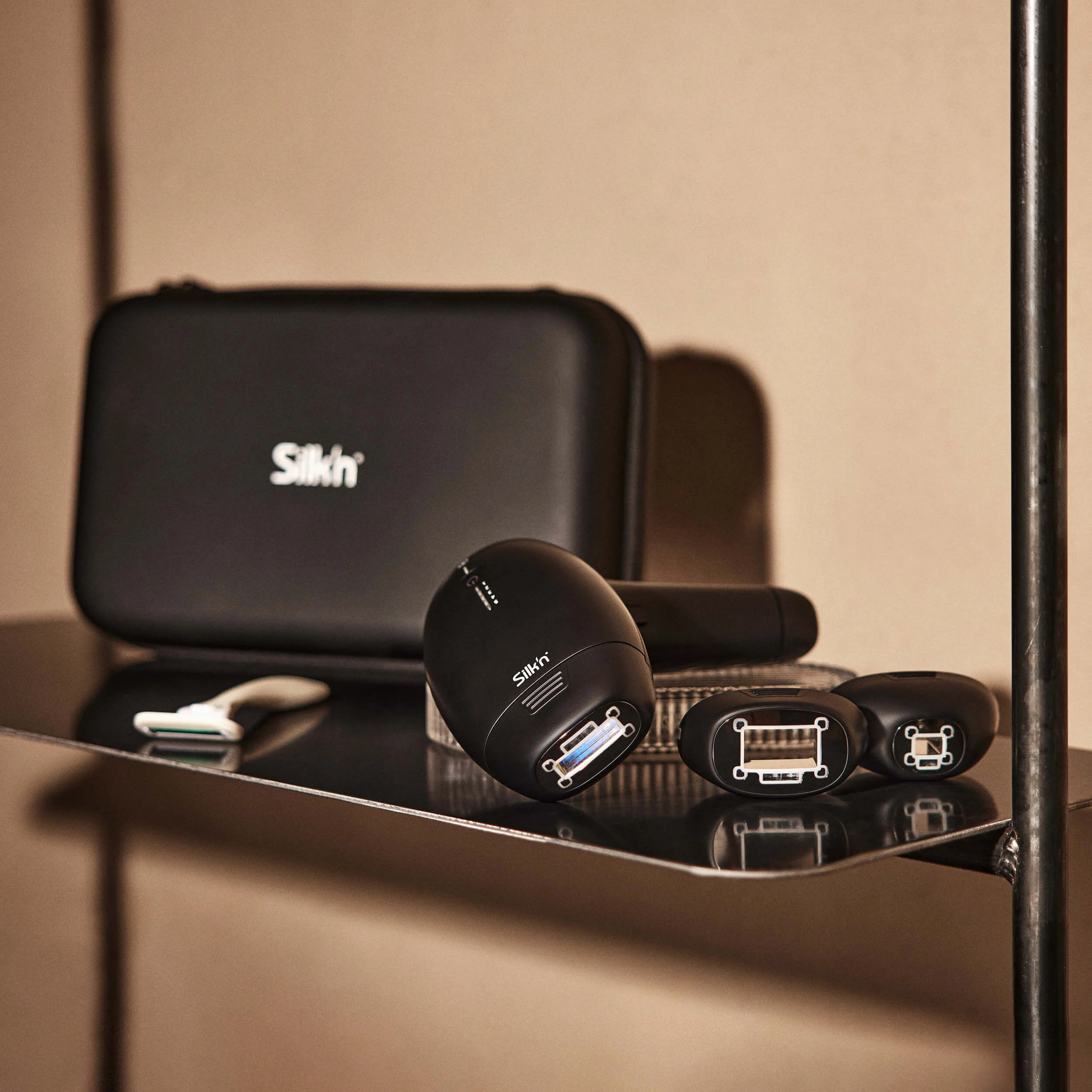 Silk´n 7 Pulzní laserový epilátor s flexibilní hlavou 600 000 impulsů