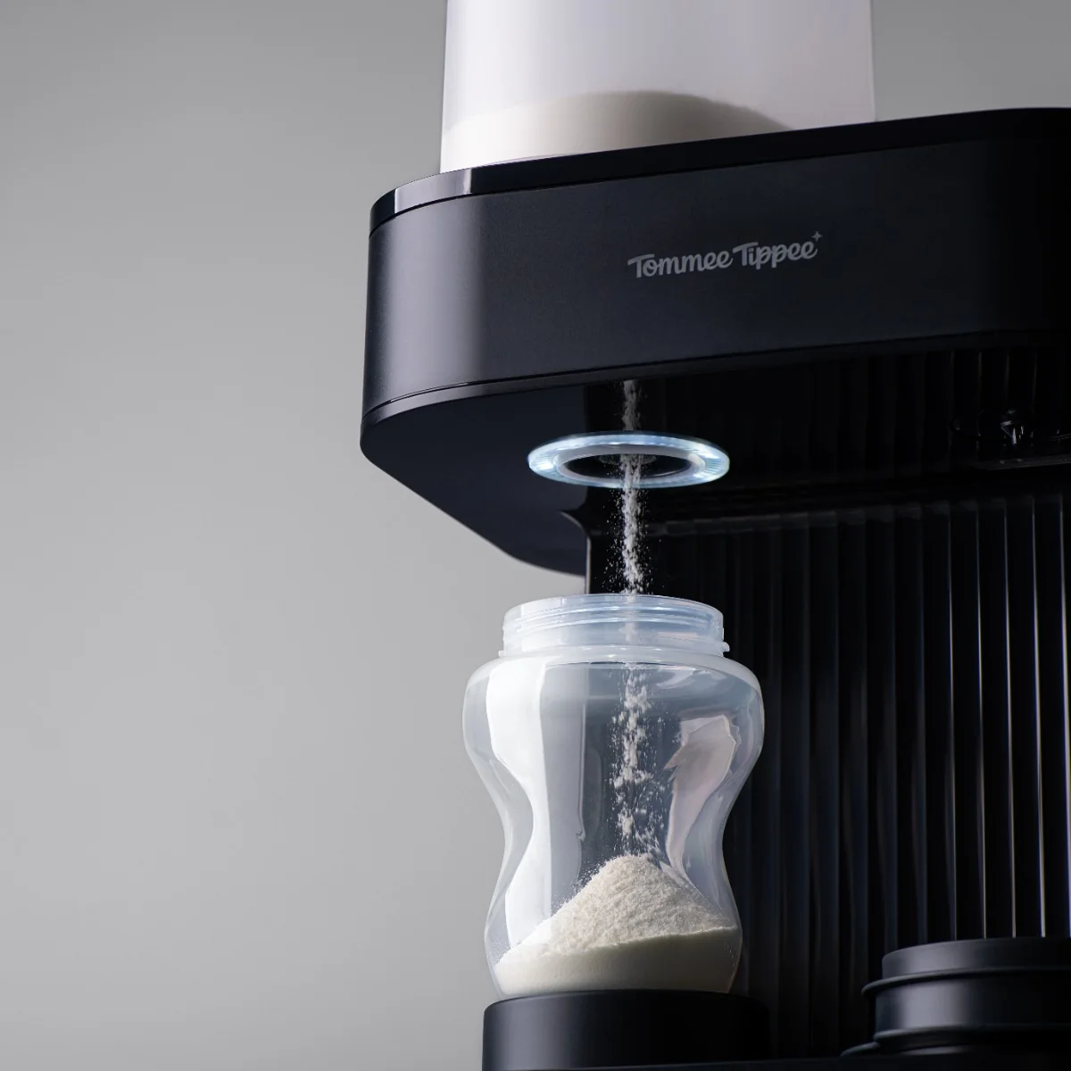 Tommee Tippee Perfect Prep Pro přístroj na přípravu kojeneckého mléka černý