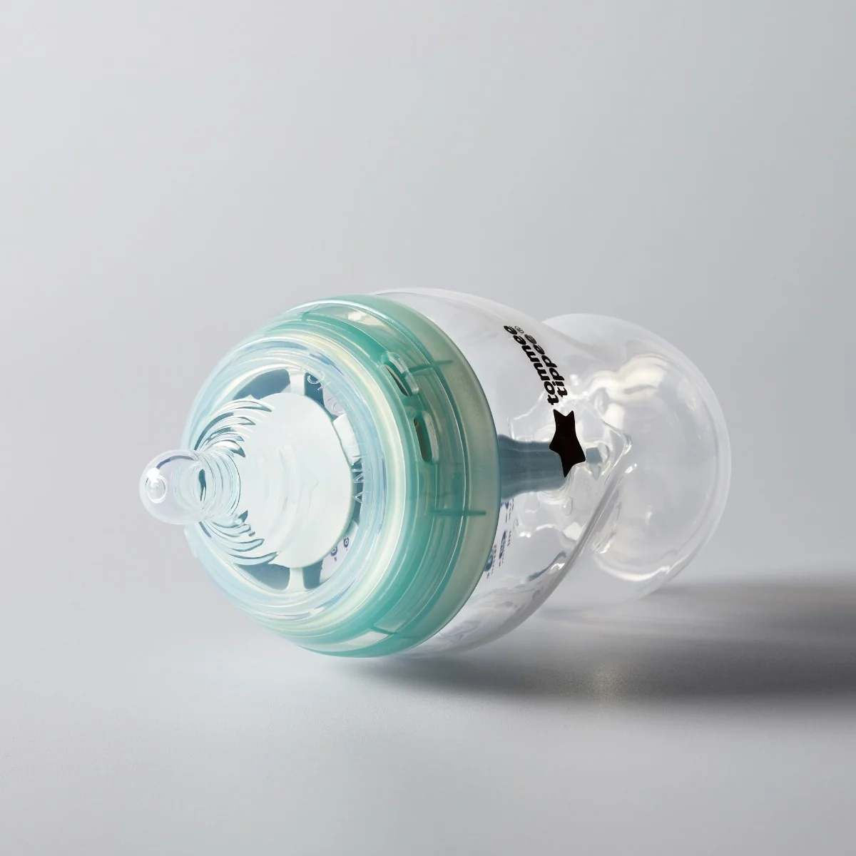 Tommee Tippee Advanced Anti-Colic Samosterilizační kojenecká lahev Pomalý průtok 0m+ 260 ml 2 ks