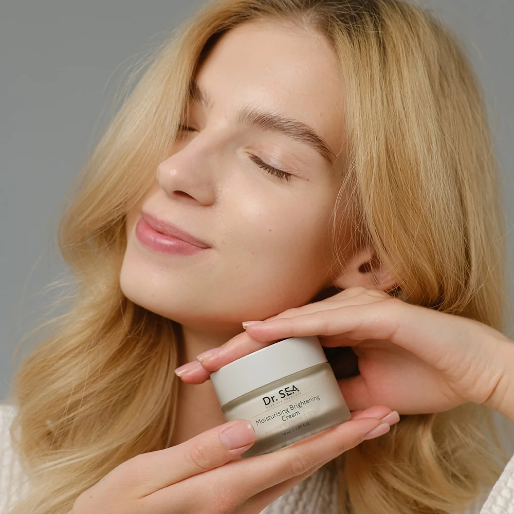 Dr. SEA Moisturising Brightening Cream SPF15 pleťový krém 50 ml