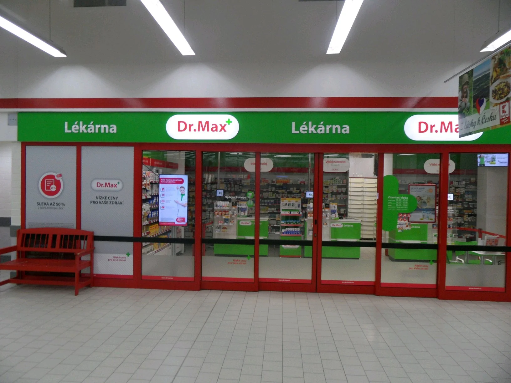 V Třešňovce 232/2, Praha 9 - Hrdlořezy (Kaufland)
