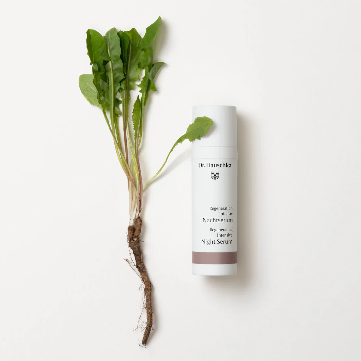 Dr.Hauschka Regenerační noční pleťové sérum Intensive 30 ml