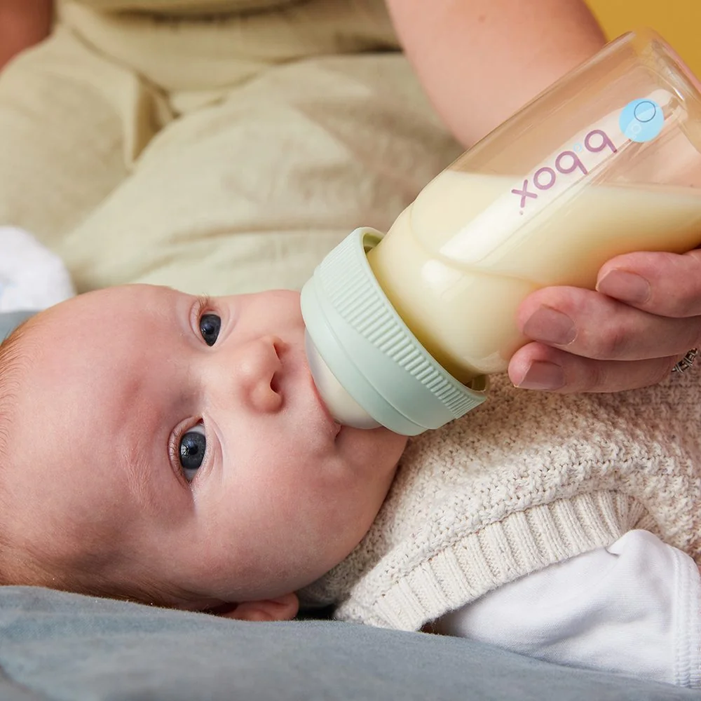 B.BOX Antikoliková kojenecká láhev 240 ml - zelená