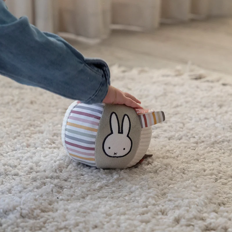 Little Dutch Míček textilní králíček Miffy Fluffy Pink