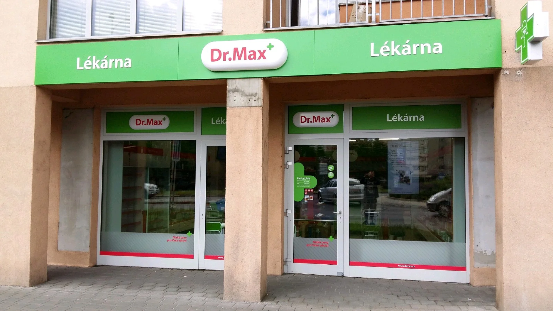 Náměstí Míru 350/2a, Kroměříž (naproti poliklinice)