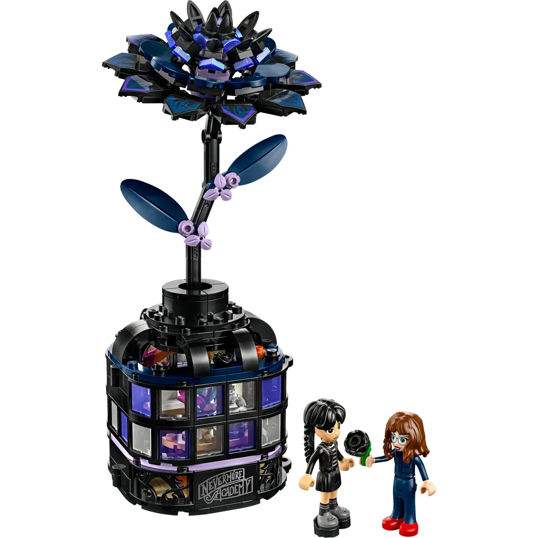 LEGO® Wednesday 76784 Černá jiřina