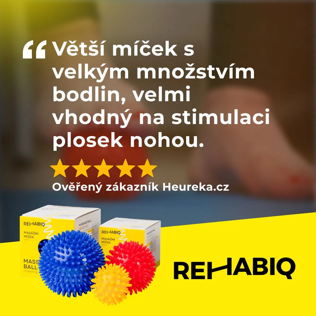 Rehabiq Masážní míček ježek 8 cm 1 ks červený