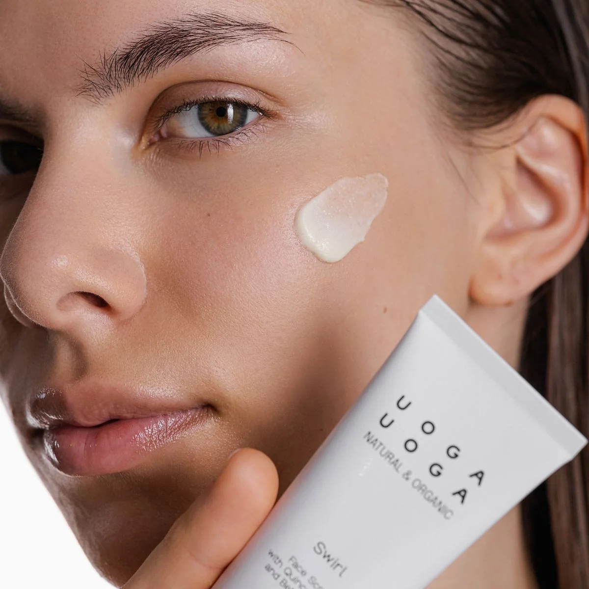 Uoga Uoga Jemný pleťový peeling Swirl 40 ml