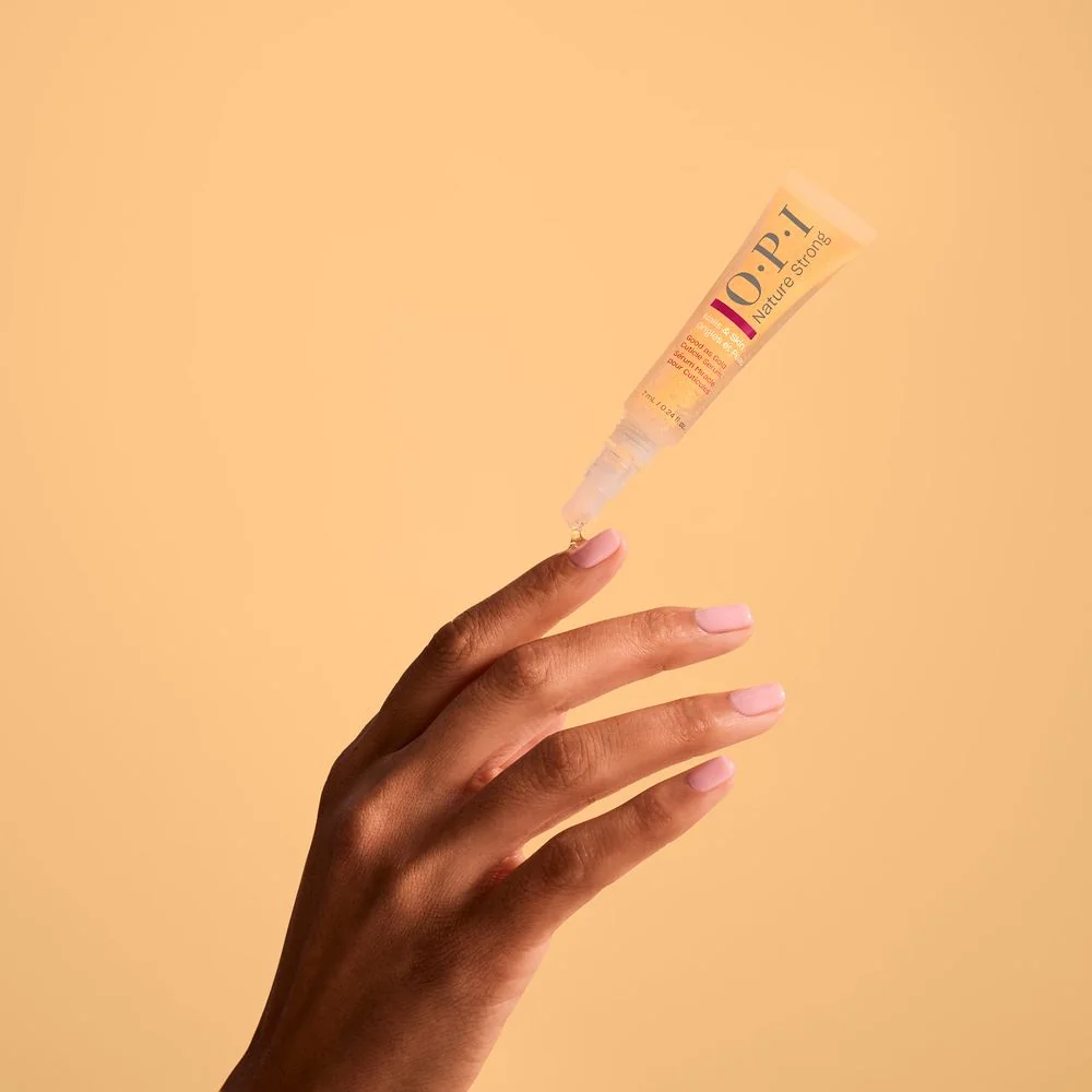 OPI Nature Strong Good as Gold sérum na nehty a nehtovou kůžičku 7 ml