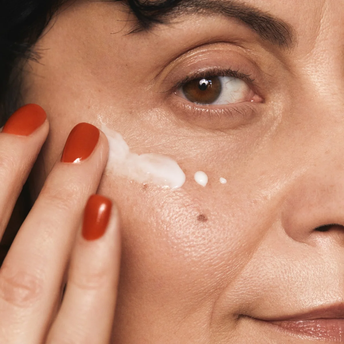 MÁDARA Age Pro Contour oční krém proti vráskám 15 ml