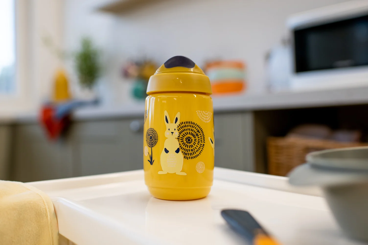 Tommee Tippee Superstar Sipper Netekoucí hrnek, Žlutý 12m+ 390 ml 1 ks