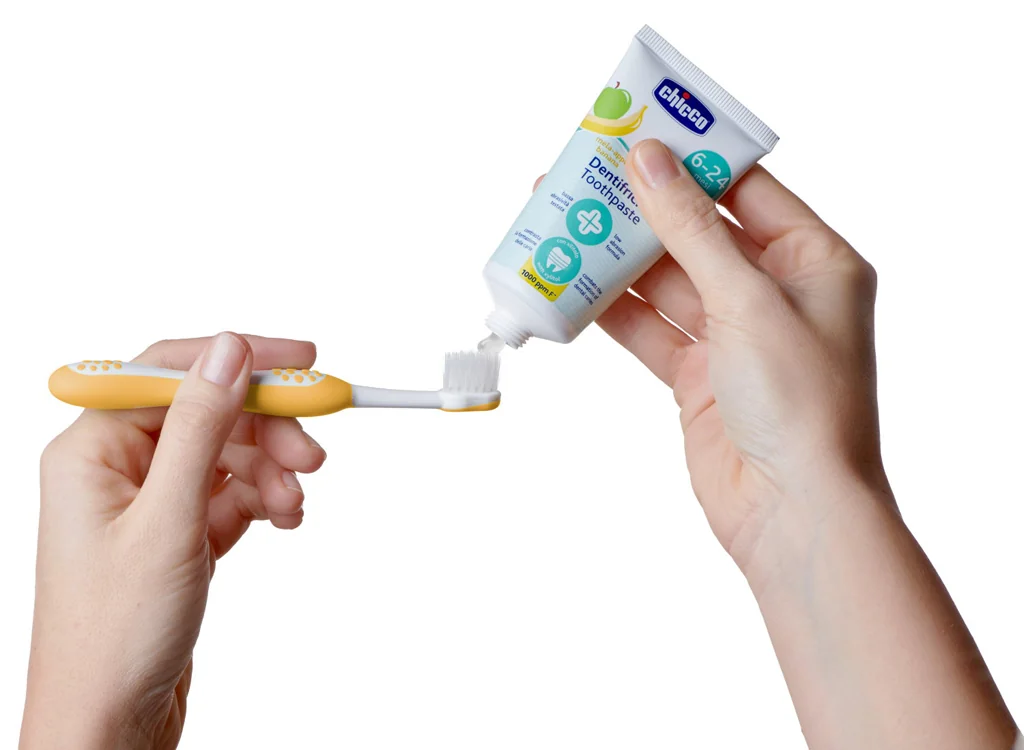 Chicco Zubní pasta s fluórem 6–24 měsíců 50 ml jablko-banán