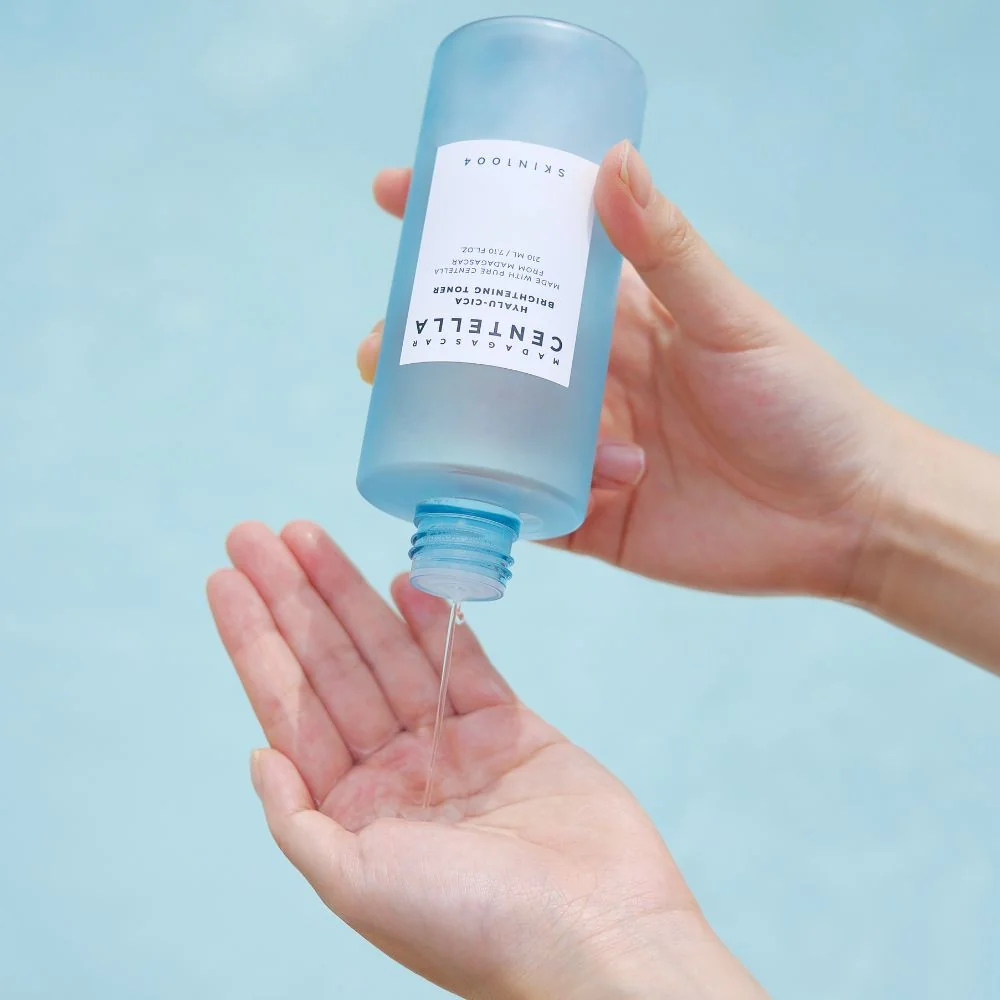 Skin1004 Madagascar Centella Hyalu-Cica rozjasňující toner 210 ml