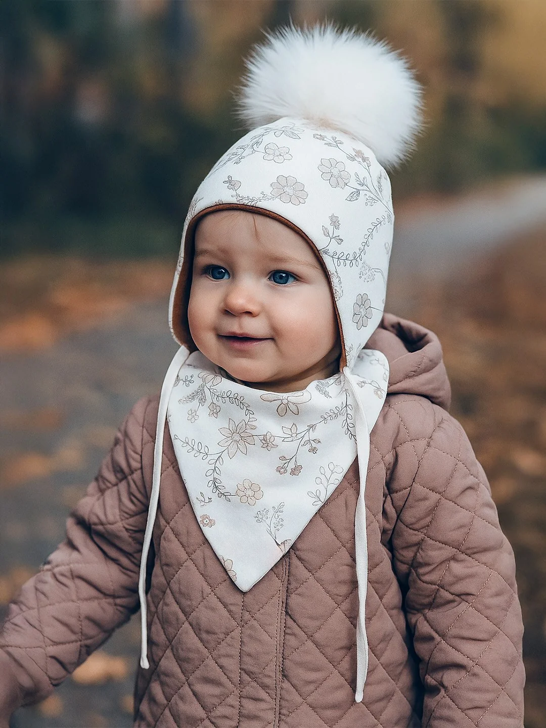 New Baby Podzimní holčičí kojenecká čepička s šátkem na krk Special One, vel. 68 (4-6m)