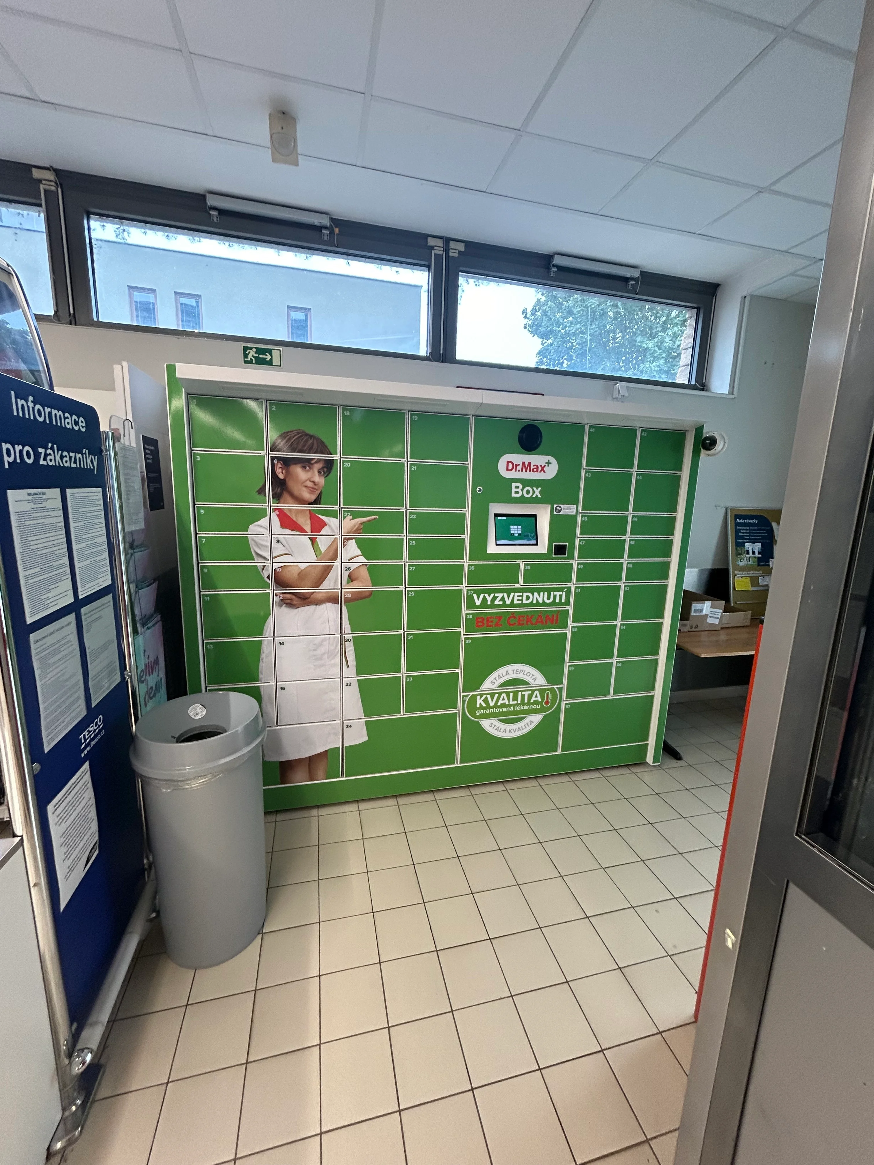 Dr. Max Box Černošice, Tesco