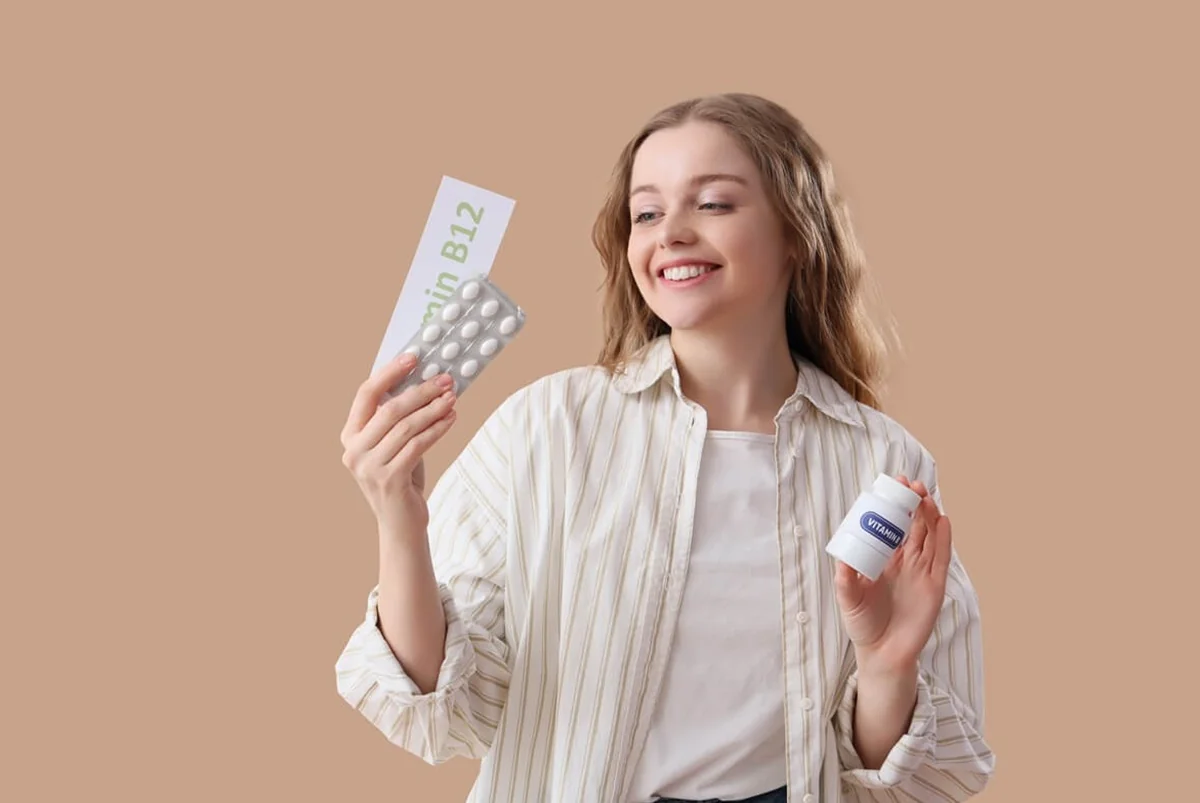 Nedostatek vitamínu B12 – příznaky, příčiny a možnosti doplnění